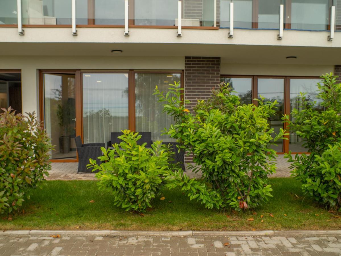 Panorama Superior Apartments - Pool, Garden, Parking Балатональмади Экстерьер фото